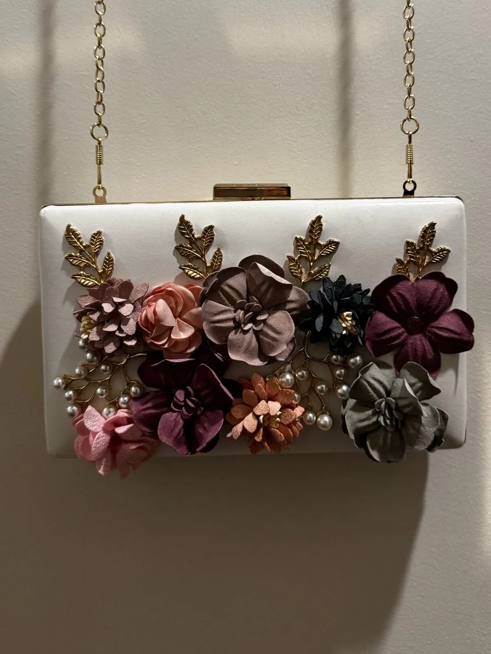 Vernon Hill Juliet Flower Clutch Bag